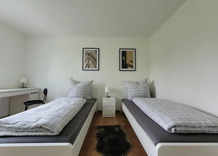 Living Flat, Eine Mit Zwei Schlafzimmern Und Balkon