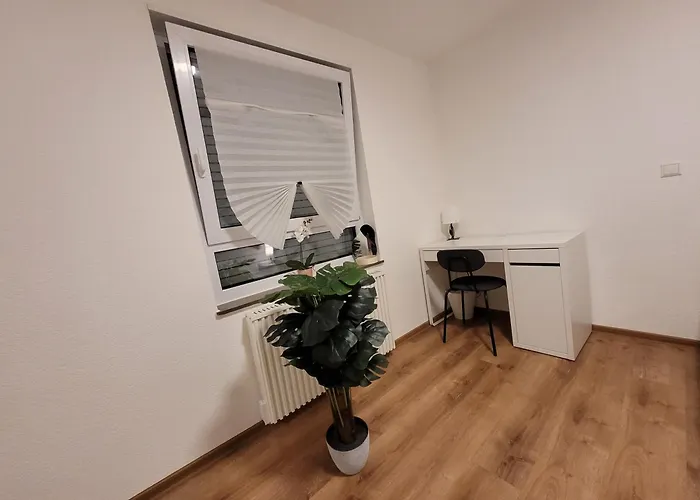 Living Flat, Eine Mit Zwei Schlafzimmern Und Balkon Apartamento Schorndorf (Baden-Wurttemberg)